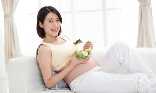 高龄夫妇南方医院做试管婴儿多少钱？